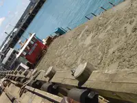 Баржа за продажба