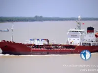 Танкер за нефт/химикали за продажба