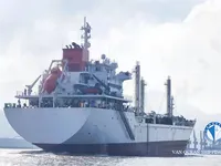 Хладилен кораб за продажба