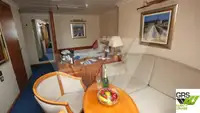 Круизен кораб за продажба