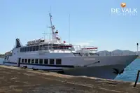 Пътнически кораб за продажба