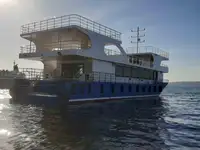 Подводница за продажба