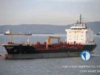 Танкер за нефт/химикали за продажба