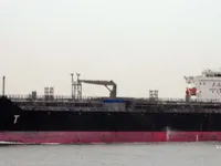 Танкер за нефт/химикали за продажба