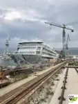 Круизен кораб за продажба