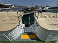 Круизен кораб за продажба