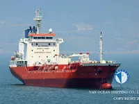 Танкер за нефт/химикали за продажба