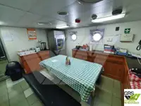 Десантен кораб, танкер за продажба