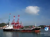 Танкер за нефт/химикали за продажба