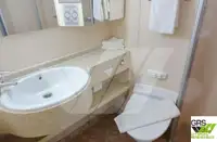 Круизен кораб за продажба