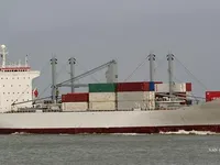 Хладилен кораб за продажба