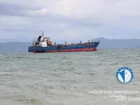 Танкер за нефт/химикали за продажба