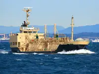 Oil/Chemical tanker за продан