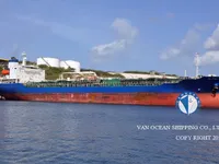 Танкер за нефт/химикали за продажба