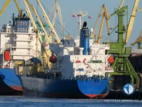 Хладилен кораб за продажба