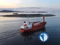 Хладилен кораб за продажба