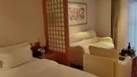 Круизен кораб за продажба