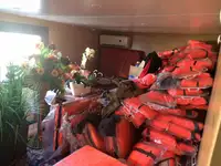Контейнеровоз за продажба