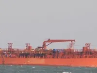 Танкер за нефт/химикали за продажба