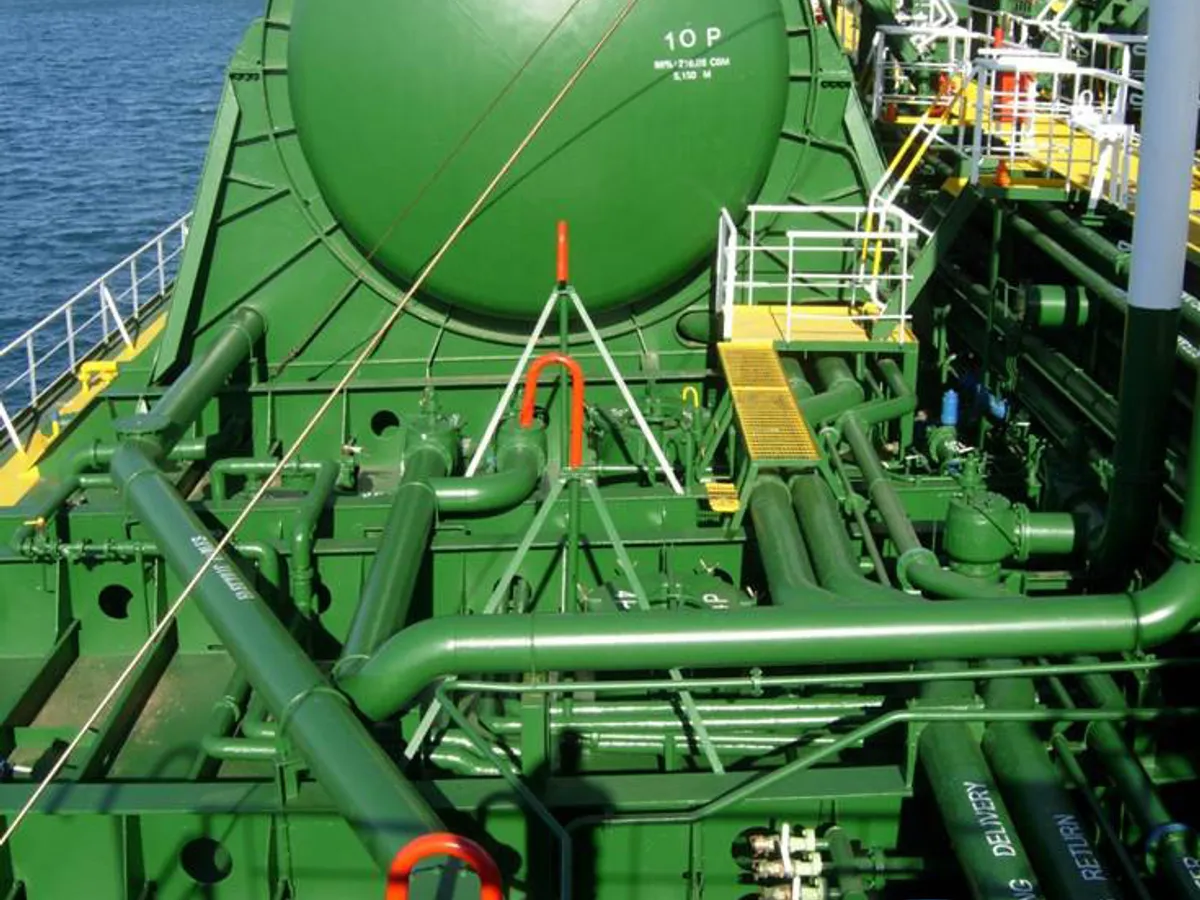 Танкер за нефт/химикали за продажба