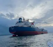 Oil/Chemical tanker за продан