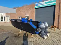 Контейнеровоз за продажба
