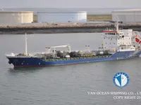 Танкер за нефт/химикали за продажба