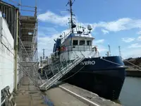 Кораб за проучване за продажба