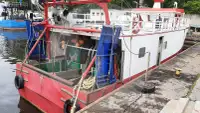 Транспортен кораб за жива риба за продажба