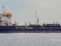 Танкер за нефт/химикали за продажба