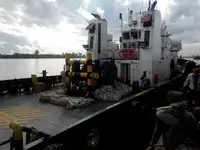Буксир за продажба