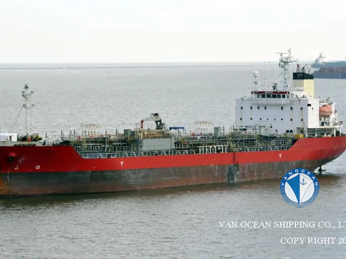 Танкер за нефт/химикали за продажба