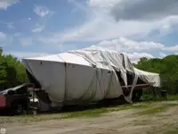 Баржа за продажба