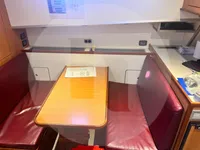 Кораб за проучване за продажба