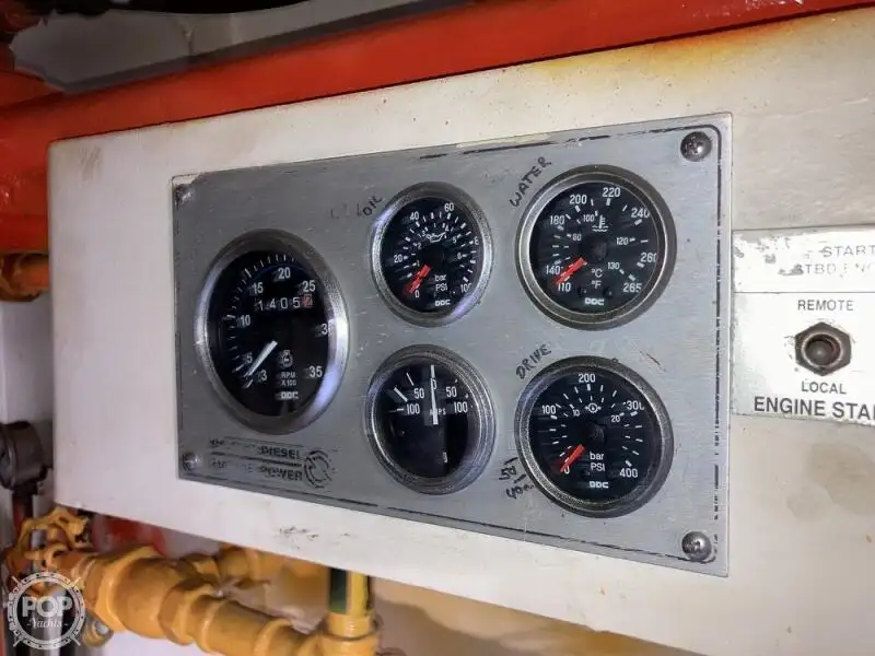 Десантен кораб, танкер за продажба