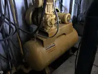 Буксир за продажба