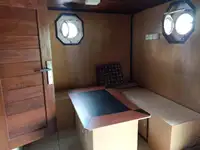 Десантен кораб, танкер за продажба