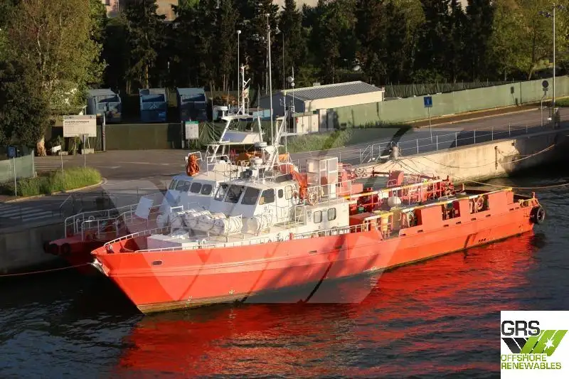 Wind farm service vessel за продан