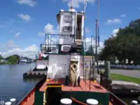 Буксир за продажба