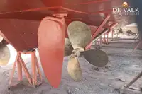 Буксир за продажба