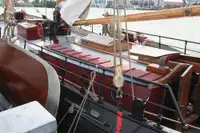 Баржа за продажба