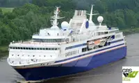 Круизен кораб за продан