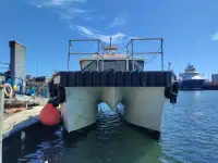 Кораб за превоз на екипаж за продажба