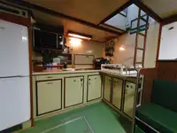 Кораб за проучване за продажба