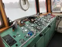 Буксир за продажба