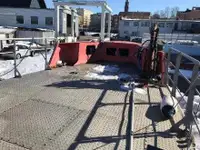 Контейнеровоз за продан