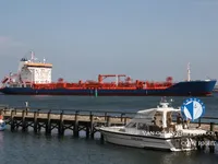 Танкер за нефт/химикали за продажба