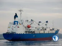Хладилен кораб за продажба