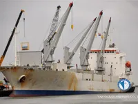 Хладилен кораб за продажба