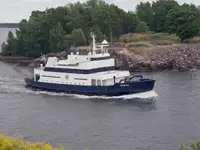Круизен кораб за продажба